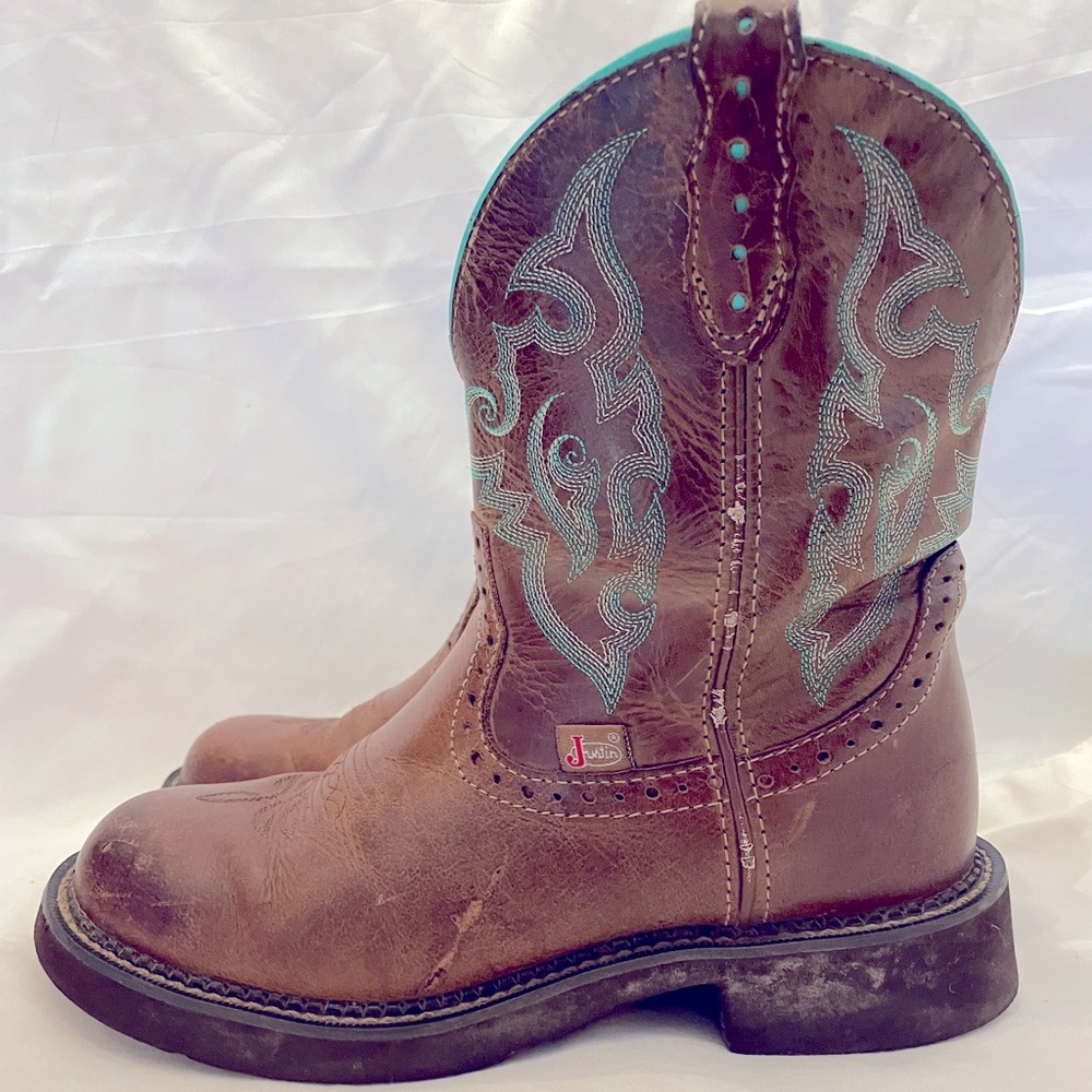 Justin Boots Brown and Teal Ankle Boots